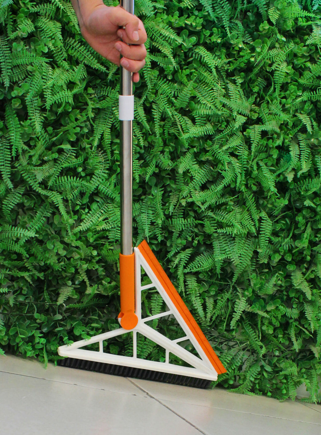 ESCOBA MULTIFUNCIONAL